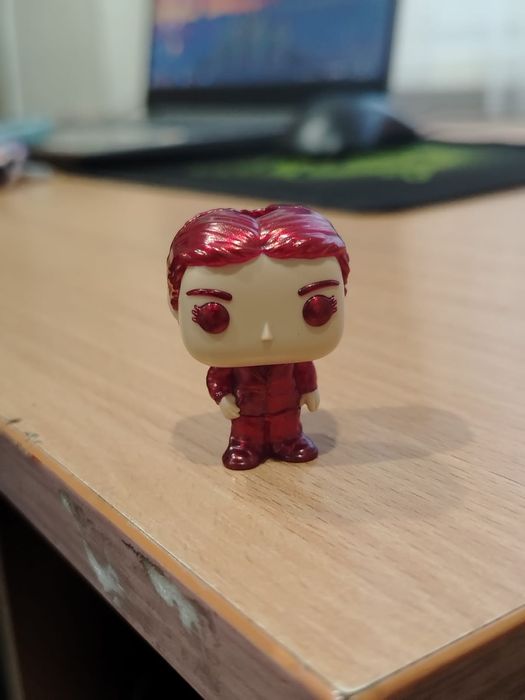 Макс с изнанки ( 1500тг)