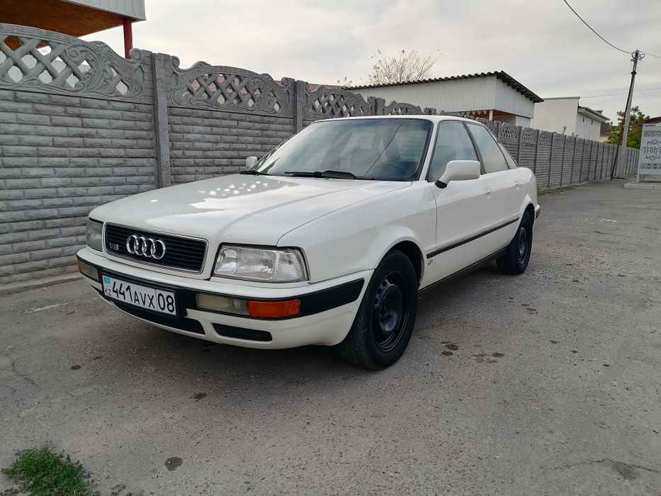Продаю Audi 80 B4
