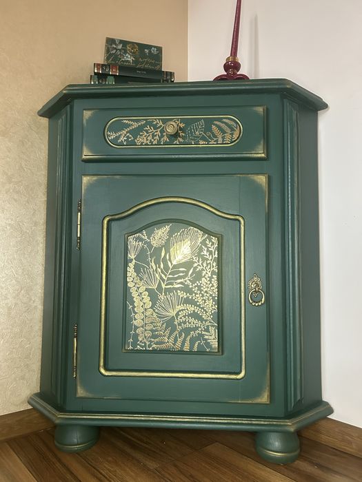 Mobila/comoda reconditionata manual