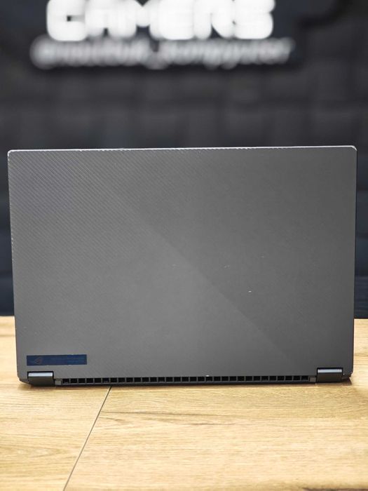Мощный игровой Asus Rog Flow X16