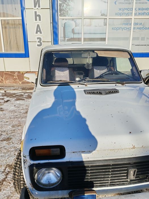 Продам ниву ваз21213