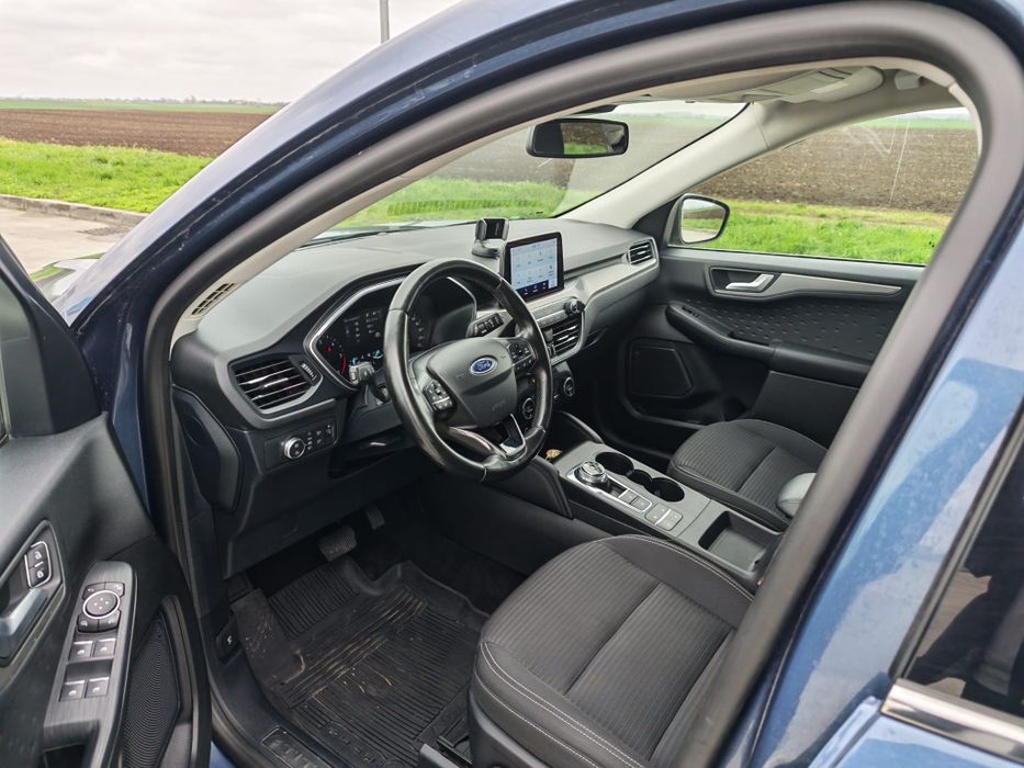 FORD Kuga 2021 — imagine 3