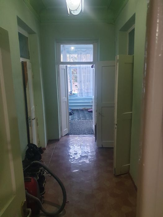 Xovli sotiladi yer xisobida 3.5 so'ti Mirzo ulugbek rayo'nida qorasu 2