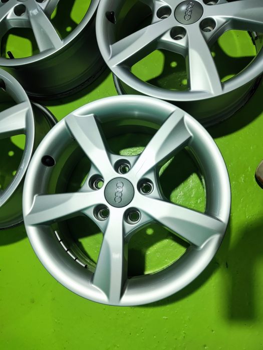 16 5x112 Audi a3 лети джанти 5х112 Ауди а3