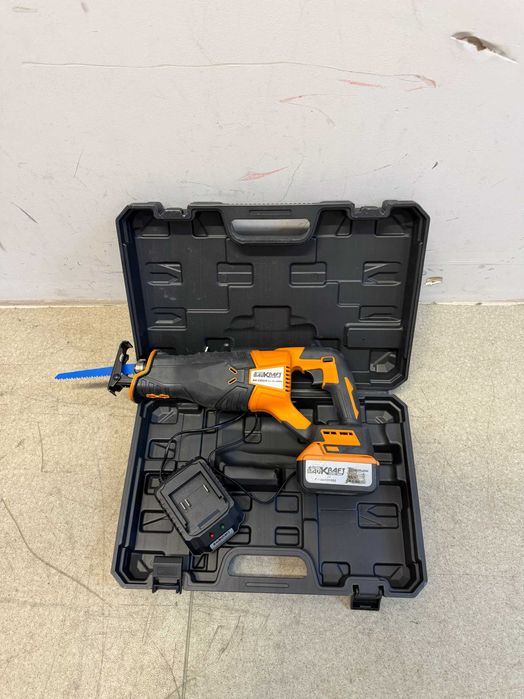 Трион саблевиден 750W RD-RS29 /Трион саблен акум. 18V 1x4Ah quick