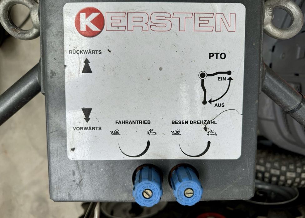 Masina de maturat santier/ stradala/ parcari/ spatii mari