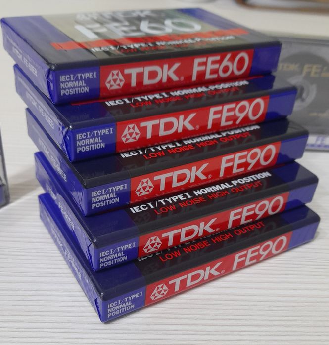 Vând 5 casete audio TDK Sigilate