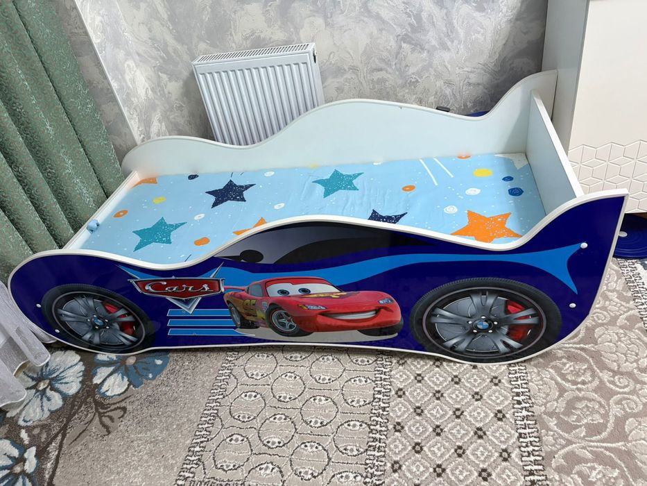 Продам кровать для мальчика .