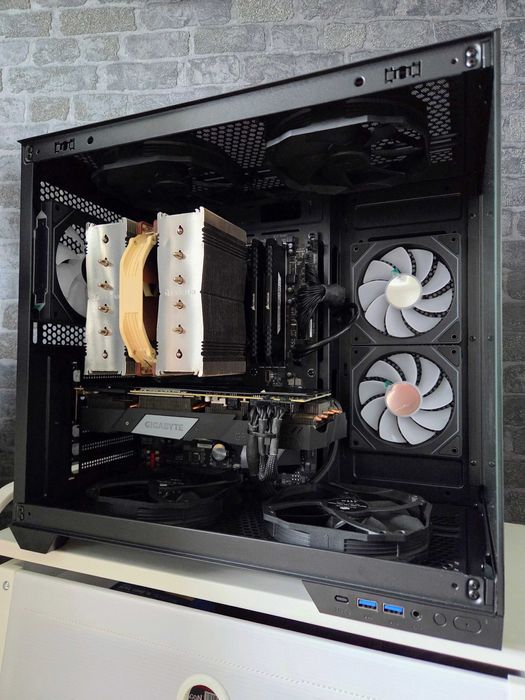 PC Gaming Custom i9 9900KF 5GHz Aorus RTX 2070S Noctua D15 Corsair