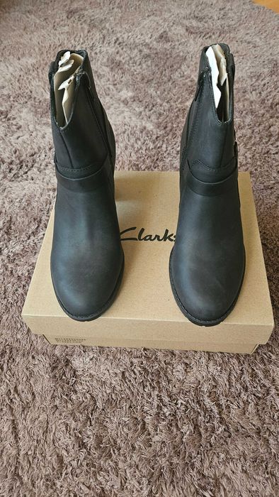 Botine Clarks, piele, noi, marime 38