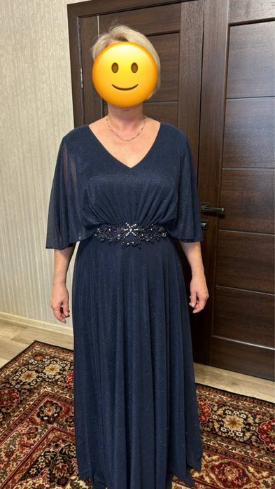 Продам два вечерних платья в отличном состоянии