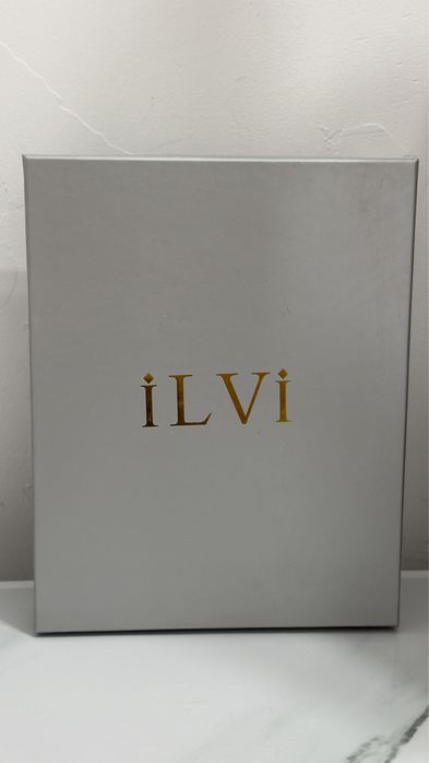 Продаю кроссовки