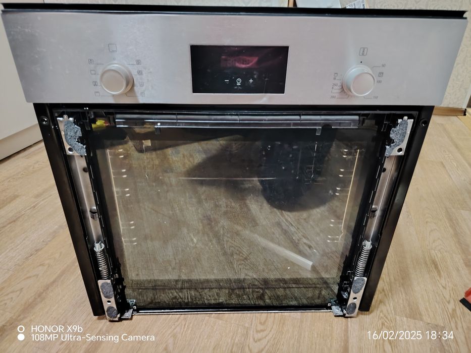 Продам духовой шкаф Bosch.