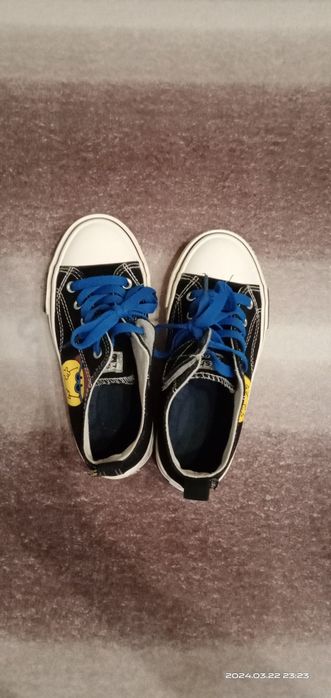 Продам кеды на мальчика