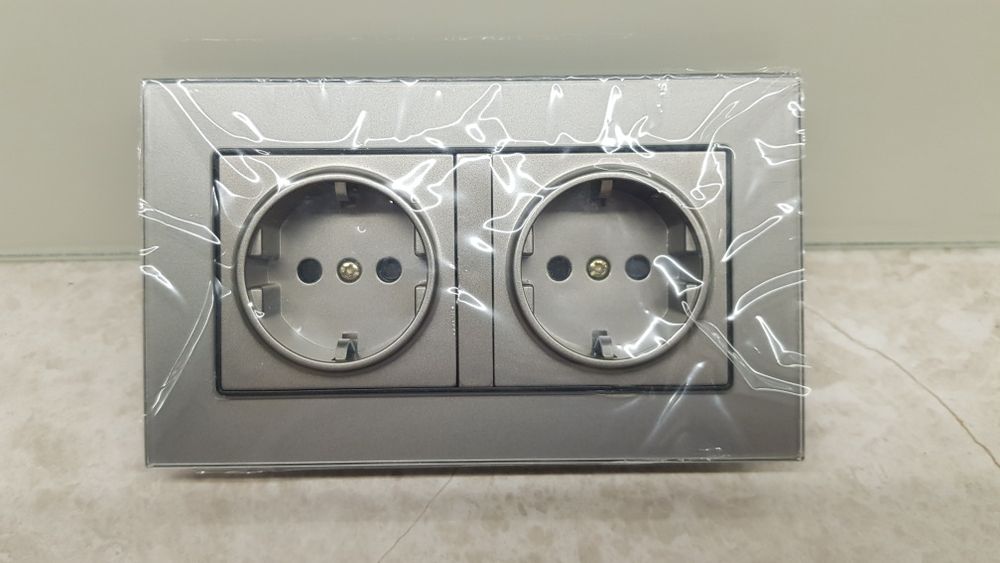 Стъклени контакти