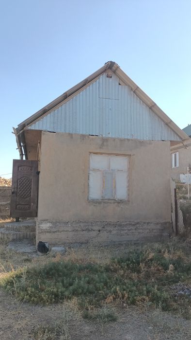 Үй сатылады 8 соток
