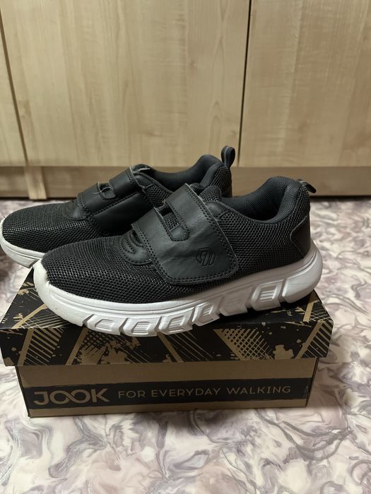 Продам обувь на мальчика