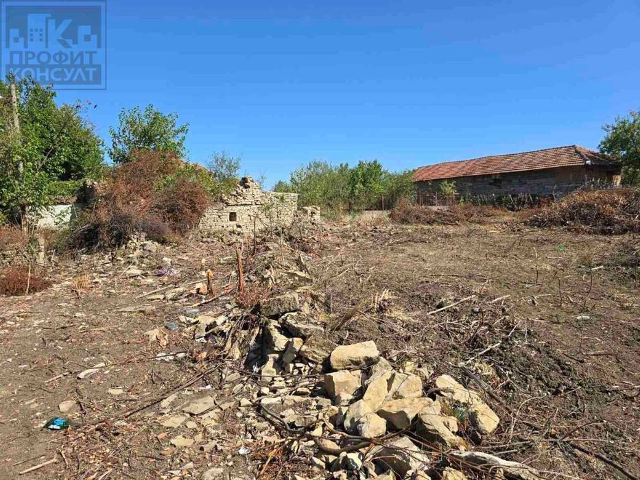 Парцел в регулация, с. Ново село, общ. Велико Търново
