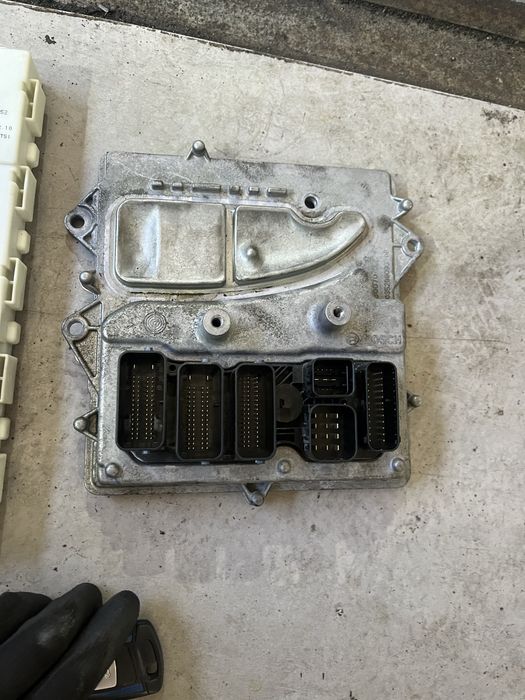 Компютър/фем/ключ бмв м135 320 ( computer/fem/key bmw f20 m135i 320hp