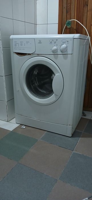 Kir yuvish moshinasi Indesit WI40 (mexanika)
