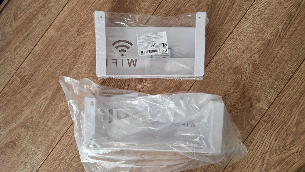 Кутии за wifi рутер за стена