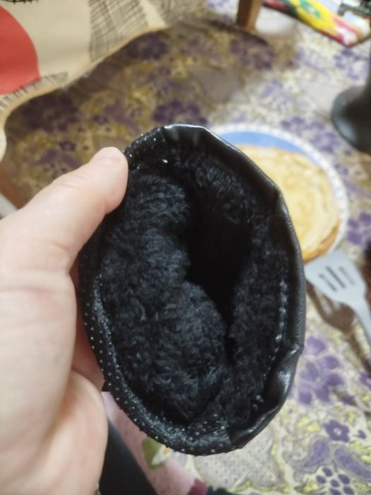 Продаётся перчатка зимняя