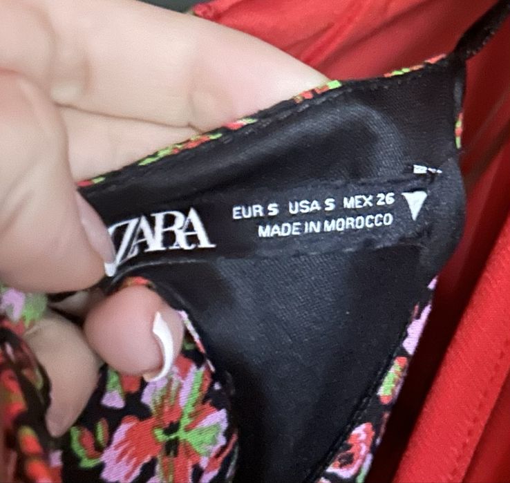 Платье Zara (размер S)