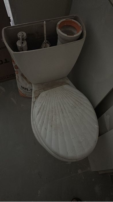 Унитаз буу. Мкр Дарабоз.
