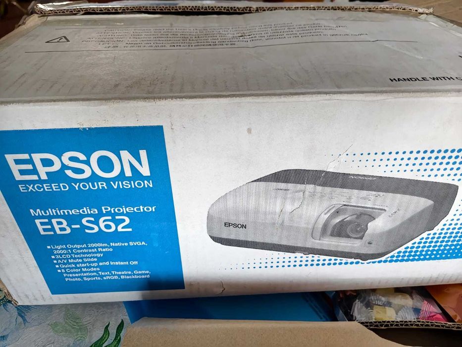Проектор Epson EB-S62