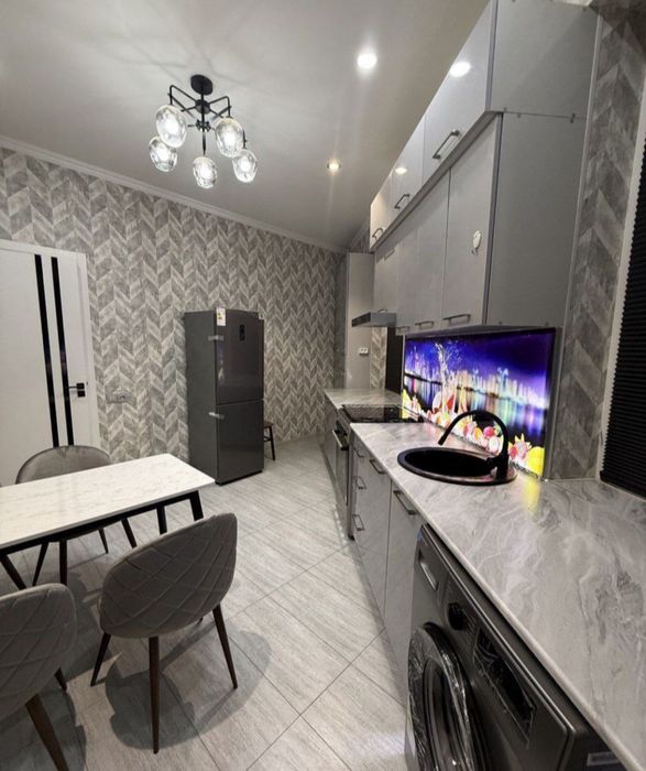 Yunsobod 19 kv Xon saroy navostroyka 2/11/11/50 kv mebel tex bn qoladi