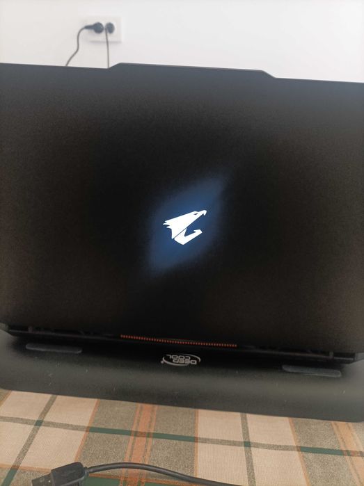 Laptop Gigabyte Aorus RTX 3080TI-16GB