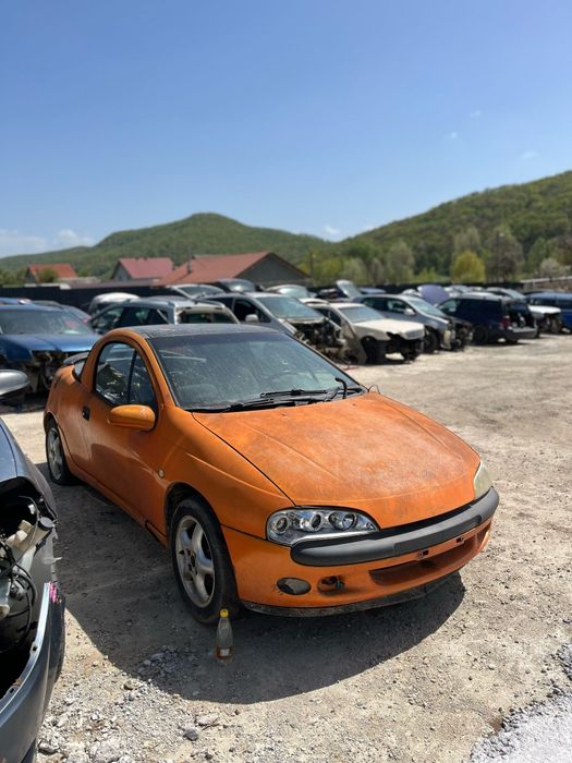 Dezmembrez Opel Tigra 1,4 benzina