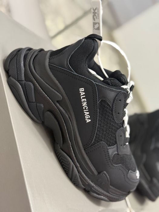Balenciaga TripleS Negru