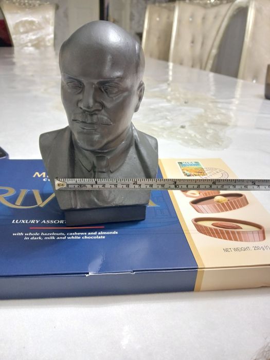 Металический бронзвий Бюст ленина старинний