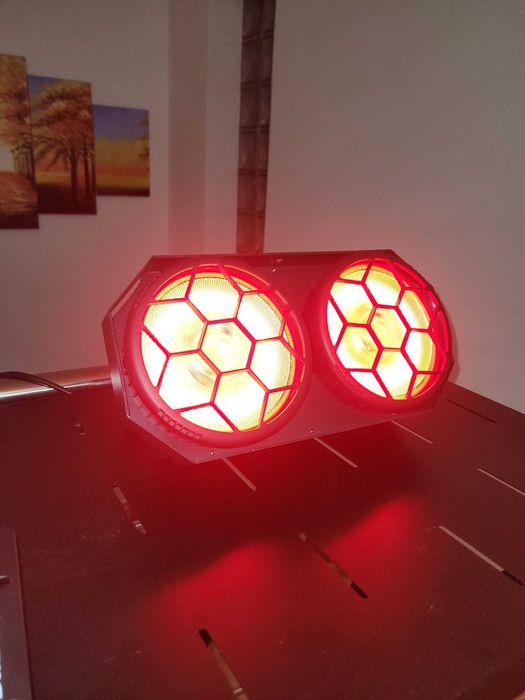 OFERTA Lumini disco 260W blinder 100W cob + led RGB disco dj formatii