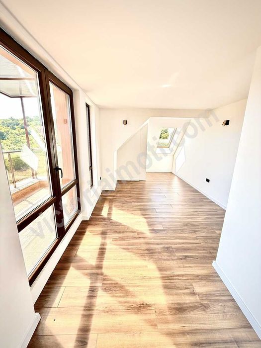 Продава се Мезонет в Велико Търново, Център - 222 кв.м за 946 €/кв.м - Снимка #10