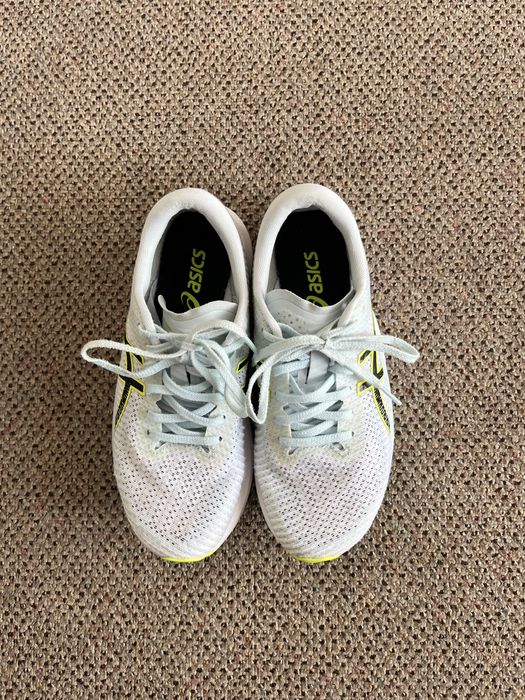 Adidaşi Alergare - Asics Magic Speed 2