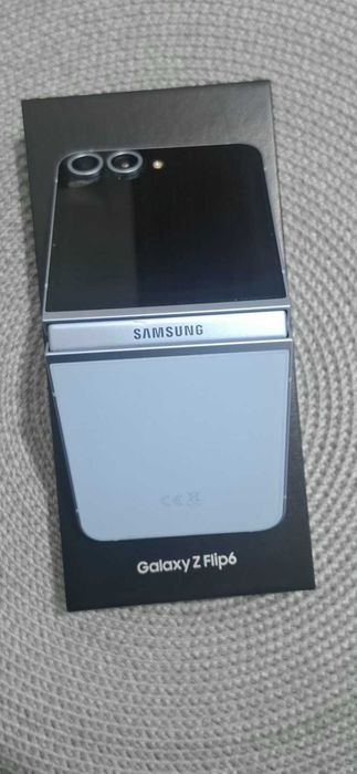 Samsung Galaxy Z Flip  6