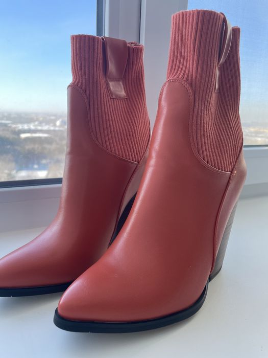 Весенние ботинки женские