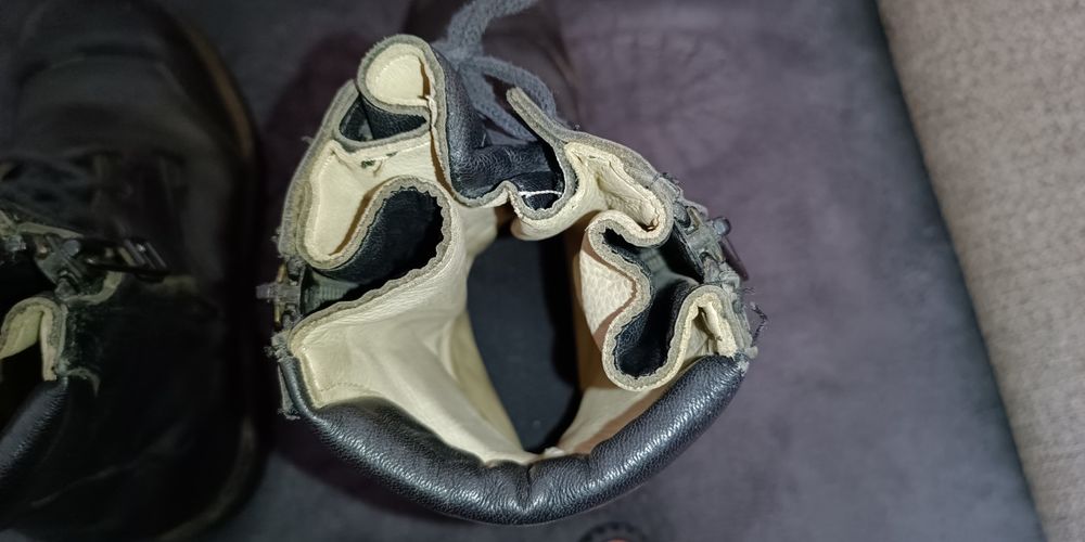 Bocanci bărbați 40