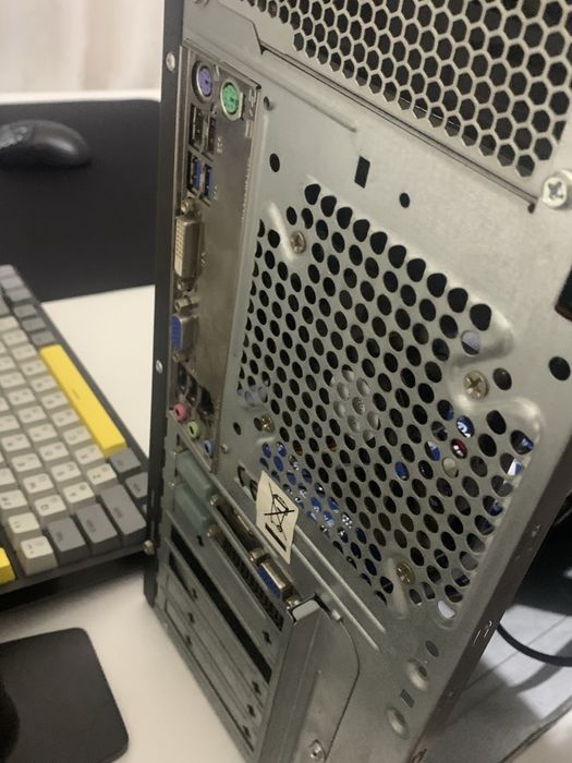 продам бюджетный игровой компьютер