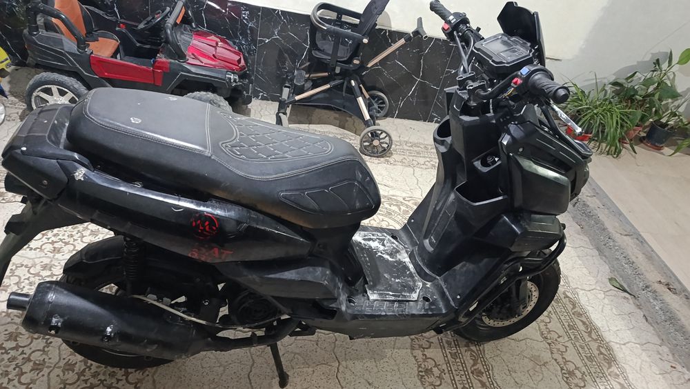 Skuter remont qilamiz sotamiz