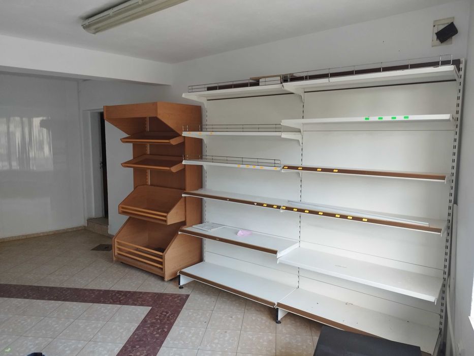 Дава се под наем Магазин в Сливен, Комлука - 45 кв.м за 153 € - Снимка #3