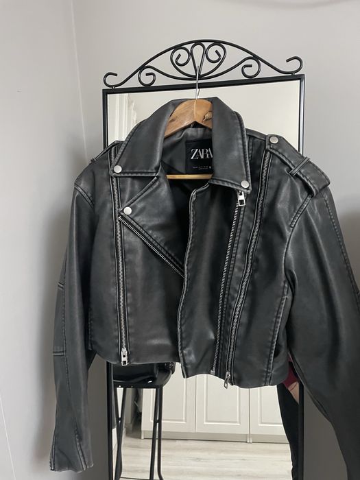 Яке без забележки/ZARA