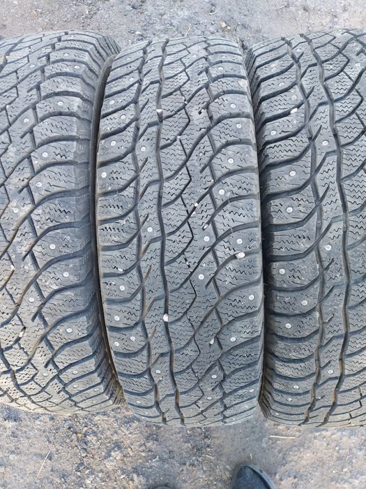 Продам шины зимние