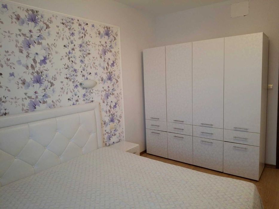 Тристаен апартамент за продажба в Слънчев бряг