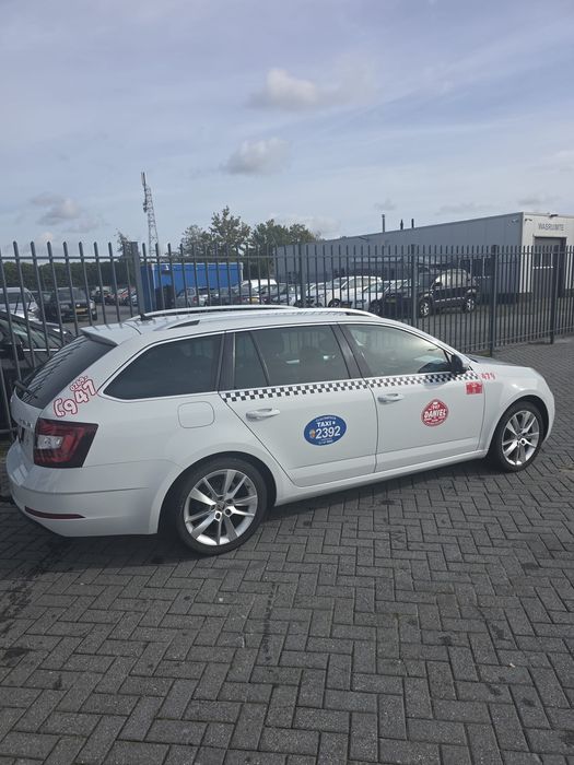 Cesionez Firma Taxi SRL cu Skoda Octavia
