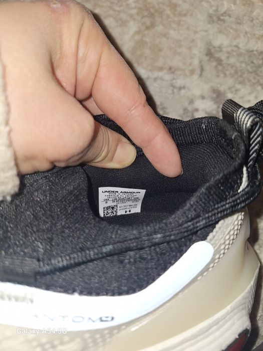 Adidasi Under Armur noi 39