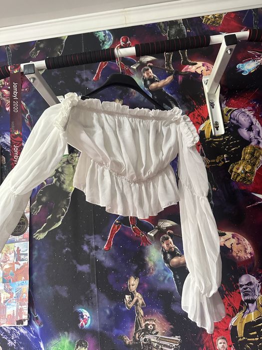 Продаю одежды в хоршем состоянии