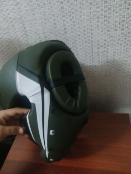 Venum шлем новый